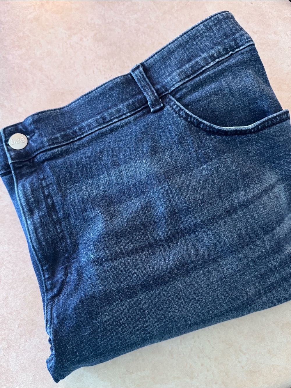 Plus Size Women's Jeans 26W
Lee Blue Stretch Boot Cut Jeans